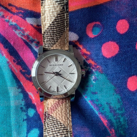 BURBERRY WOMENS WATCH BU9222 THE CITY - Picture 6 of 11